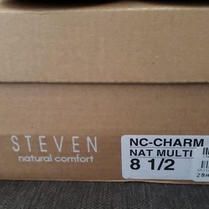 **Brand New**Comfy espradille-like slip on